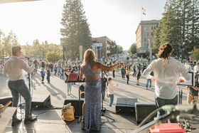 SUMMER on the square for VISIT SANTA ROSA