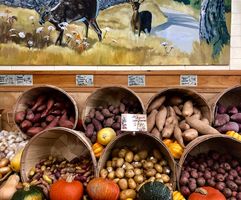 Santa Rosa produce.